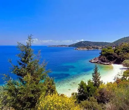 Odyssey's Palace - Escape In Mythical Ithaca Villa Platrithias