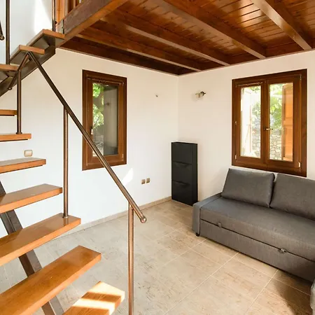 Villa Odyssey's Palace - Escape In Mythical Ithaca *