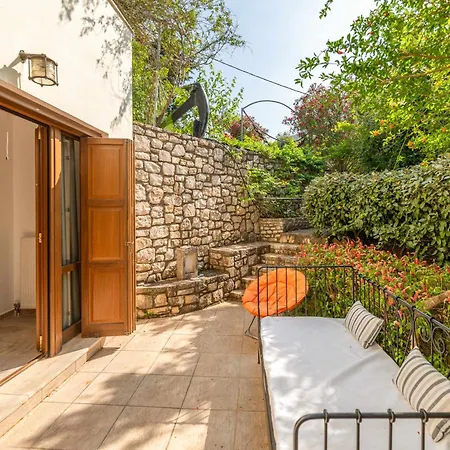 Villa Odyssey's Palace - Escape In Mythical Ithaca
