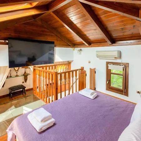 Odyssey's Palace - Escape In Mythical Ithaca Villa *