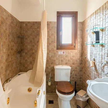 Villa Odyssey's Palace - Escape In Mythical Ithaca Platrithias